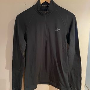 Arcteryx Army Green Quarter Zip Sweater size Small
